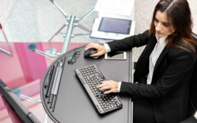 The Evolution of Front Desk Services: From Receptionists to Remote Solutions